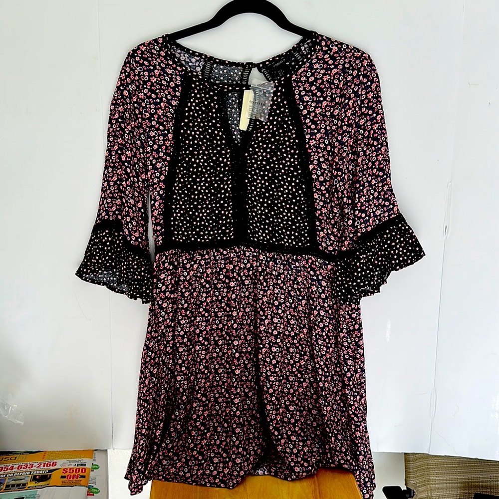 Forever 21 Women’s Floral Dress Small
